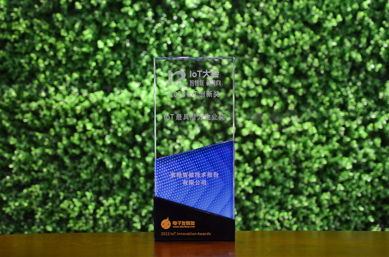 103001.jpg 103001.jpg