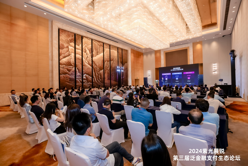 LAZY4454.jpg LAZY4454.jpg