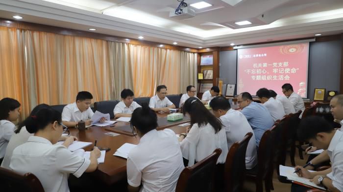 1567566115905130.jpg 6聚会现场 李立云摄700.jpg