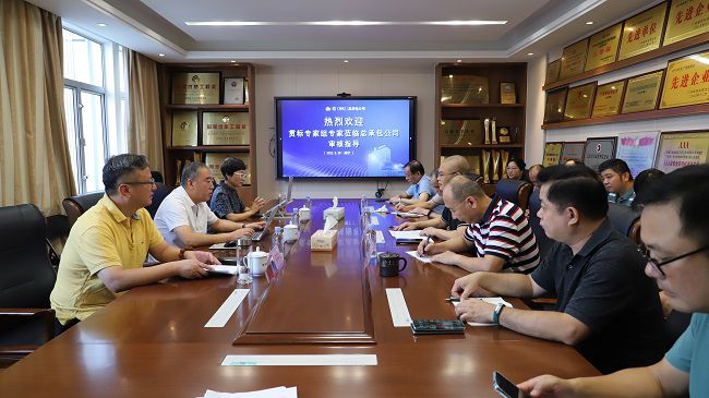 8.29�ۻ��ֳ�650.jpg
